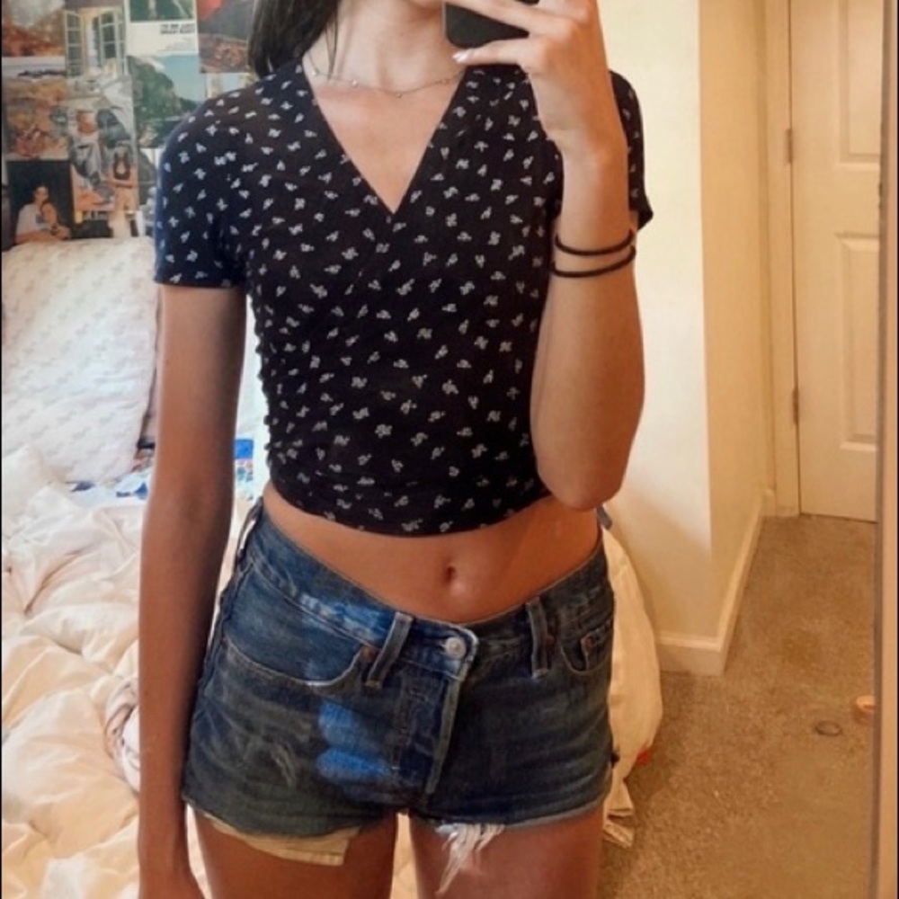 Brandy Melville Rae Top
